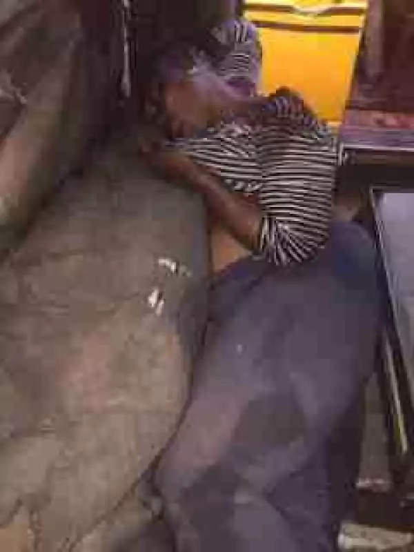 SO SAD!! Police Mistakenly Kill Woman In Lagos While Trying To Shoot Yahoo Boy (See Photo)
